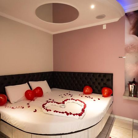 Miragem Motel Рио Верде Екстериор снимка